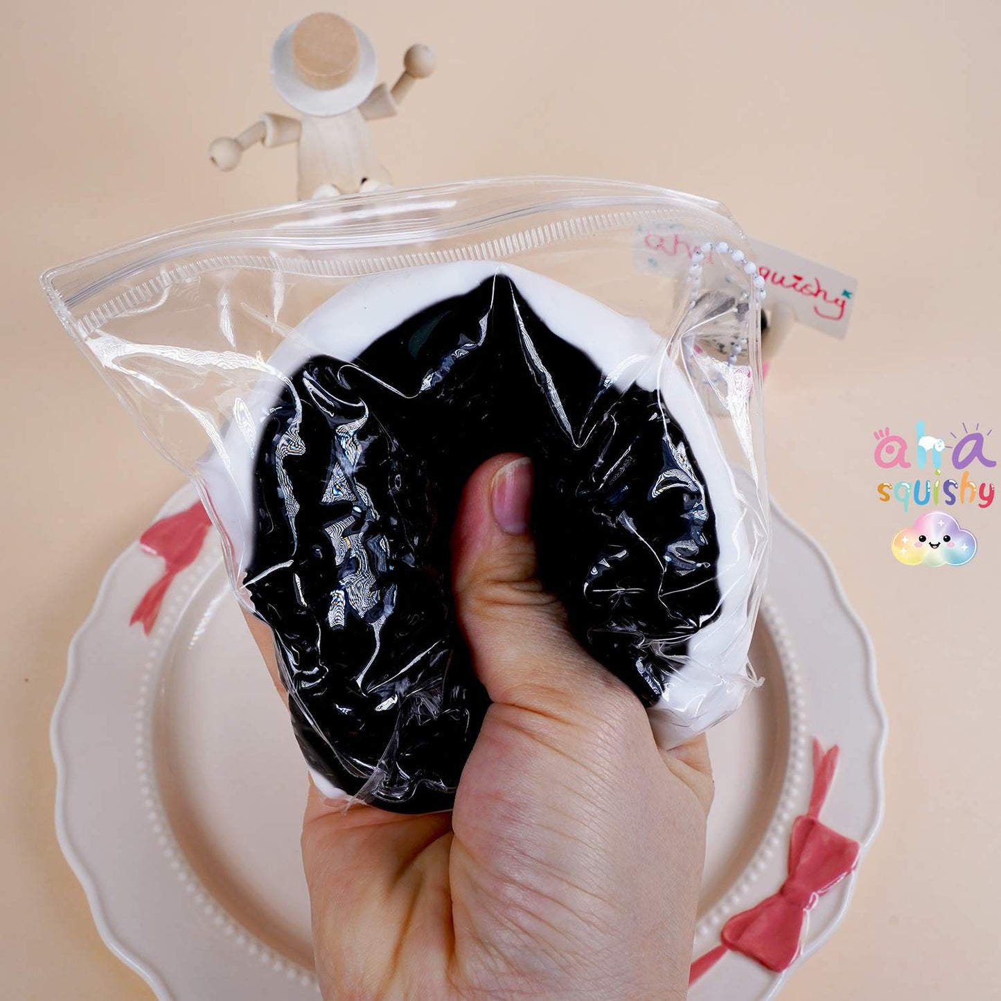 big-oreo-squishy-stress-relief-toy