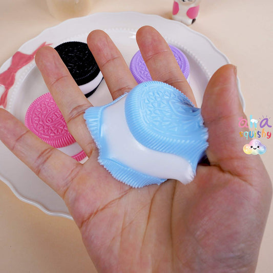 colorful-oreo-squishy-stress-relief-toy