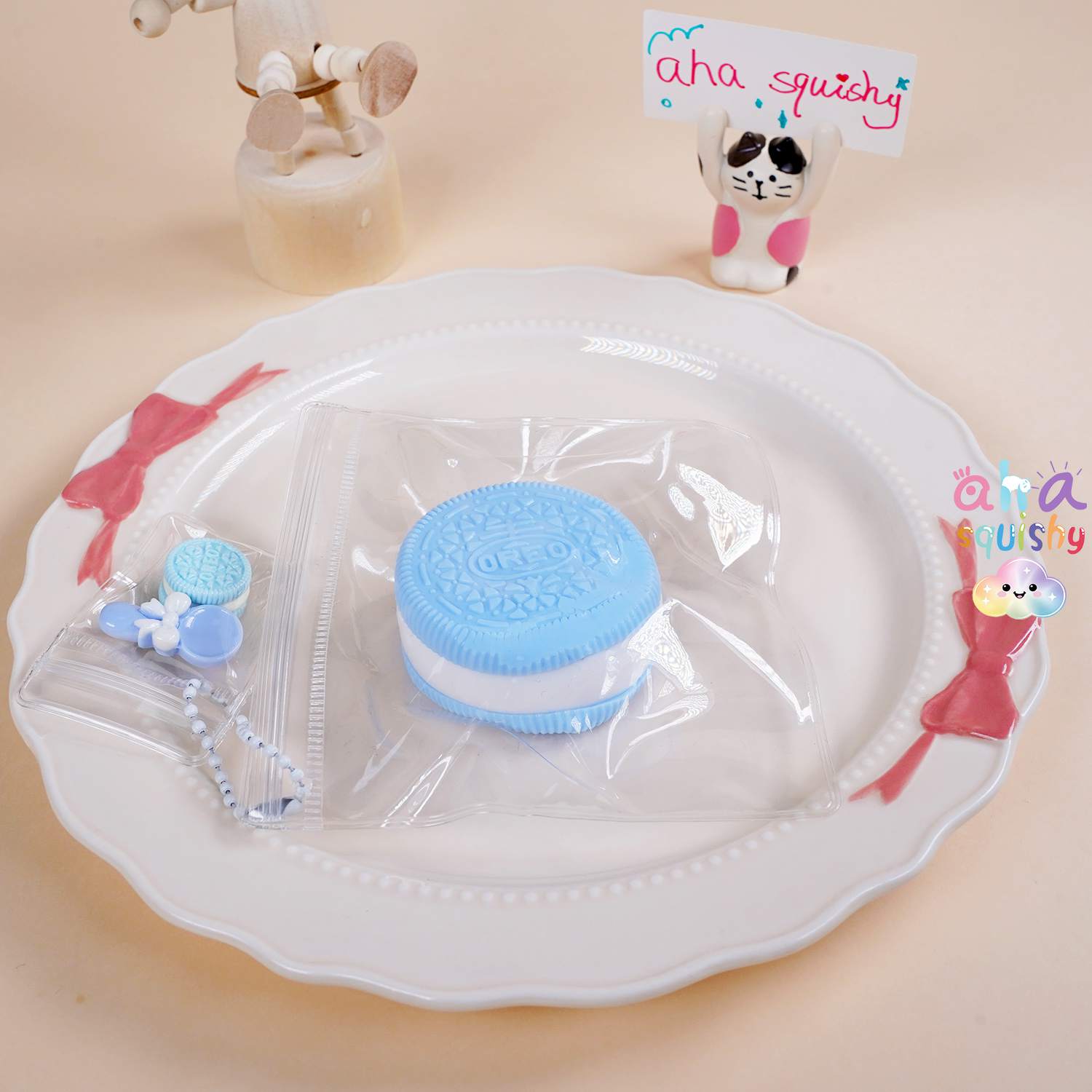 colorful-oreo-squishy-stress-relief-toy